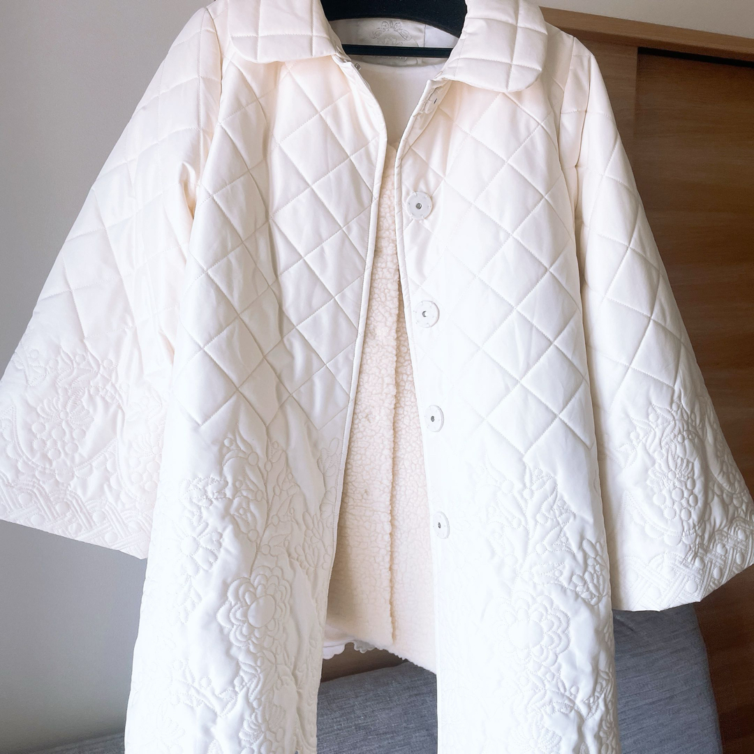 Chesty - あかり様専用 刺繍キルティングコートの通販 by imas Chesty - あかり様専用 刺繍キルティングコートの通販 by imas