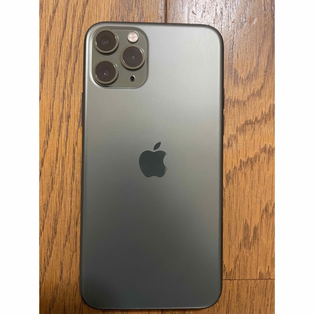 Apple(アップル)の【美品・本体のみ】iPhone11pro ミッドナイトグリーン64GB スマホ/家電/カメラのスマートフォン/携帯電話(スマートフォン本体)の商品写真