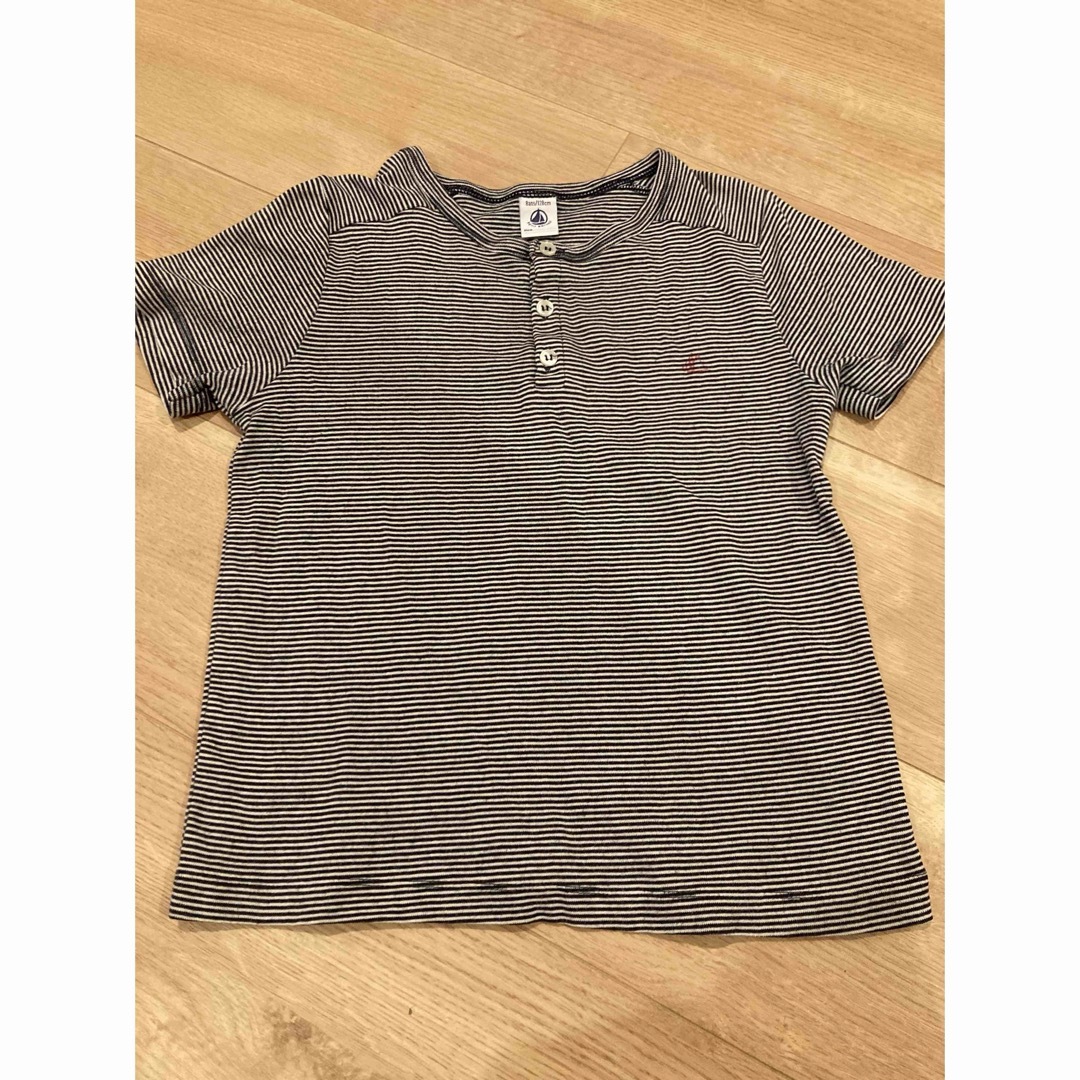 PETIT BATEAU(プチバトー)のキッズ　プチバトーTシャツ キッズ/ベビー/マタニティのキッズ服男の子用(90cm~)(Tシャツ/カットソー)の商品写真