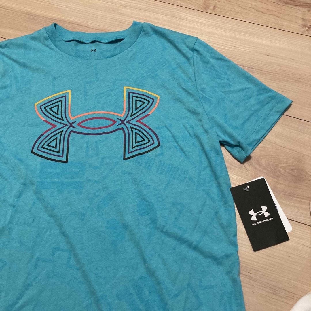 UNDER ARMOUR(アンダーアーマー)のアンダーアーマー  150cm YLG 半袖Tシャツ　2枚 キッズ/ベビー/マタニティのキッズ服男の子用(90cm~)(Tシャツ/カットソー)の商品写真