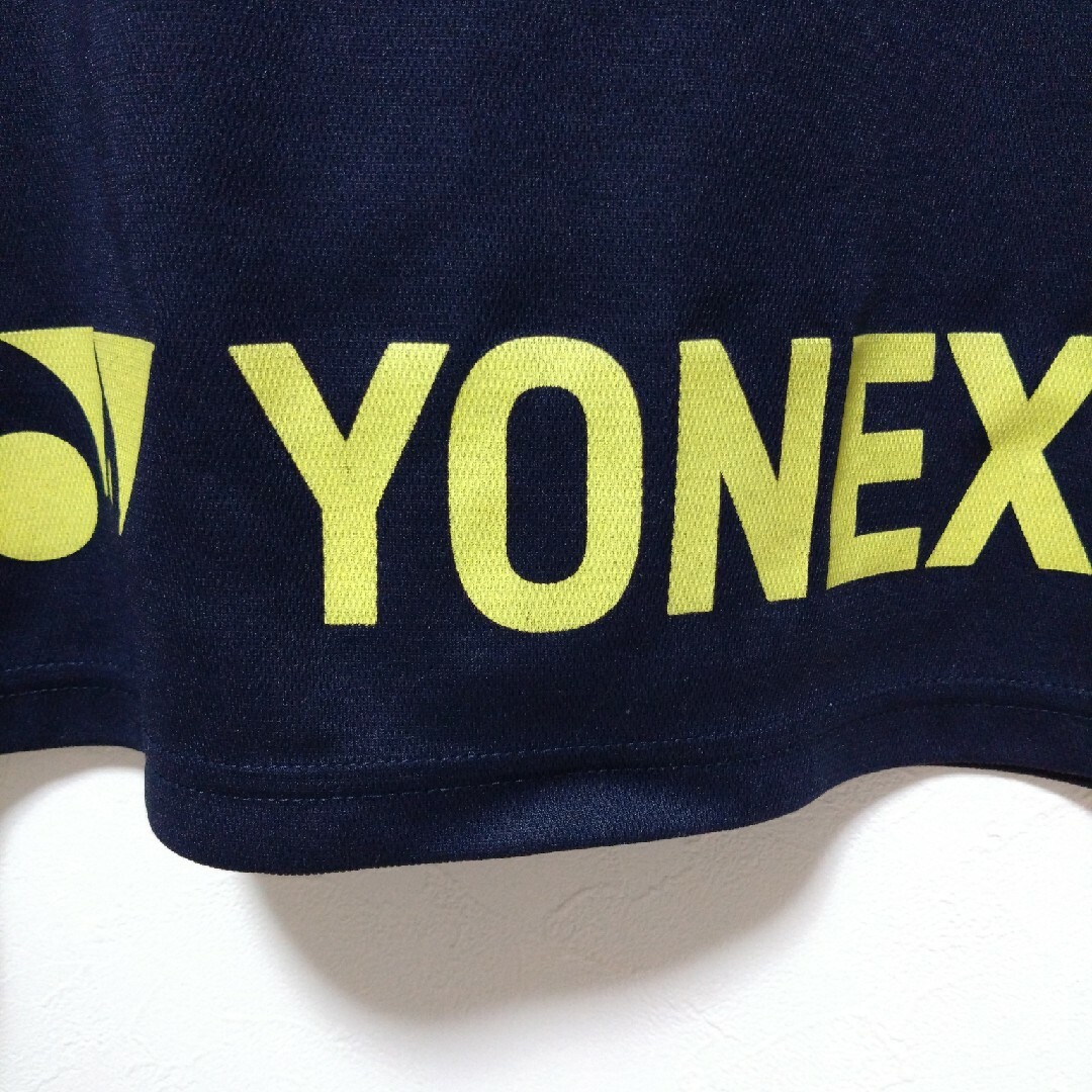 YONEX(ヨネックス)のヨネックス　Tシャツ Mサイズ　ネイビー スポーツ/アウトドアのスポーツ/アウトドア その他(バドミントン)の商品写真