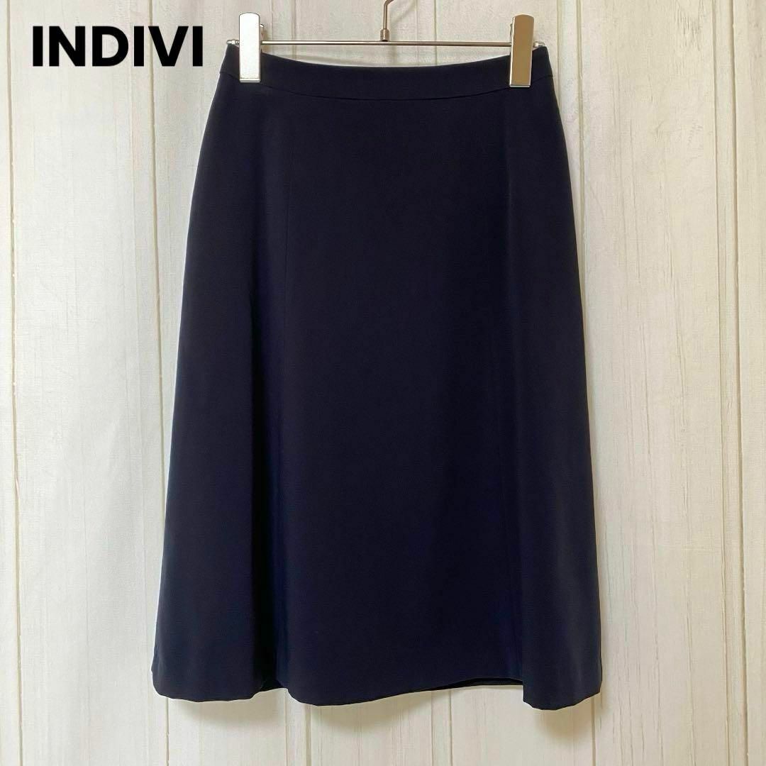 INDIVI(インディヴィ)のst939 INDIVI インディヴィ/ネイビー/ひざ丈スカート/無地/シンプル レディースのスカート(ひざ丈スカート)の商品写真