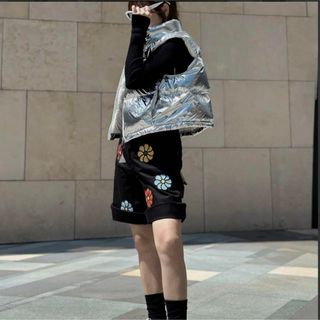 MONCLER(ショートパンツ)のフリマアイテム一覧 MONCLER(ショートパンツ)のフリマアイテム一覧