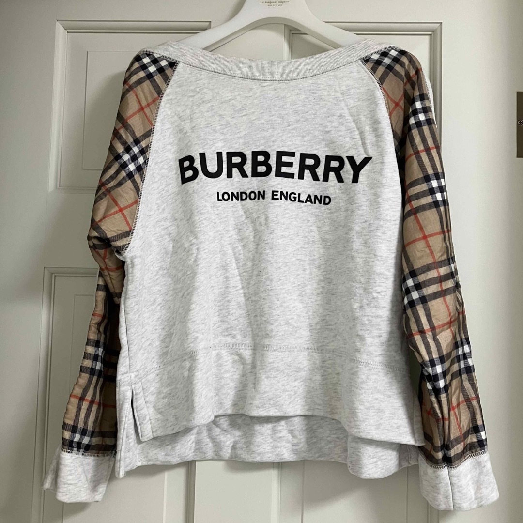 BURBERRY(バーバリー)の バーバリー BURBERRY キッズ 現行ロゴ ノバチェック スウェット キッズ/ベビー/マタニティのキッズ服女の子用(90cm~)(Tシャツ/カットソー)の商品写真