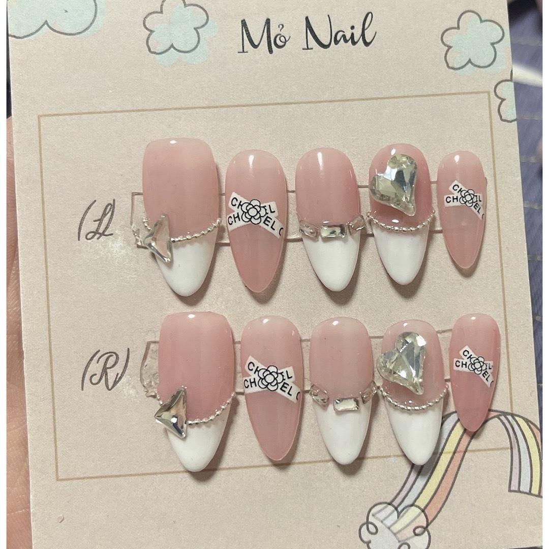 シャネルネイルチップ💅💅貼り付け コスメ/美容のネイル(つけ爪/ネイルチップ)の商品写真