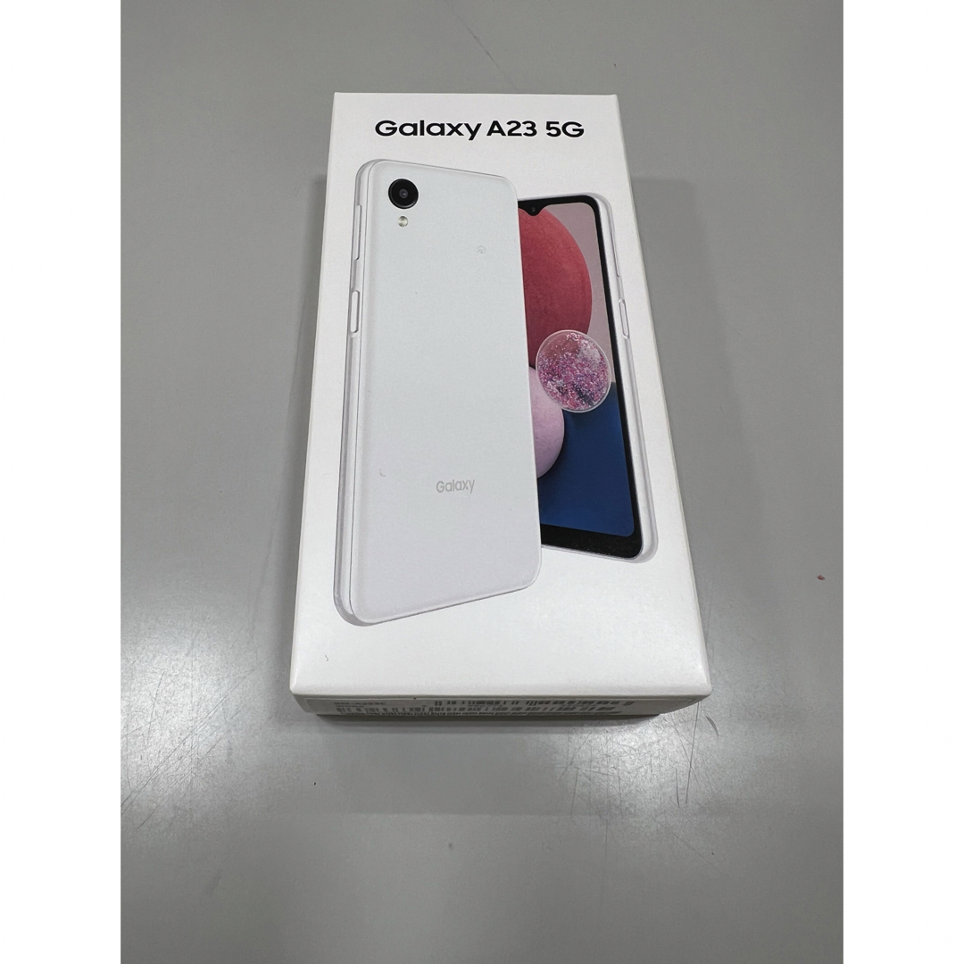 SAMSUNG(サムスン)のGALAXY A23 5G カラー　ホワイト スマホ/家電/カメラのスマートフォン/携帯電話(スマートフォン本体)の商品写真