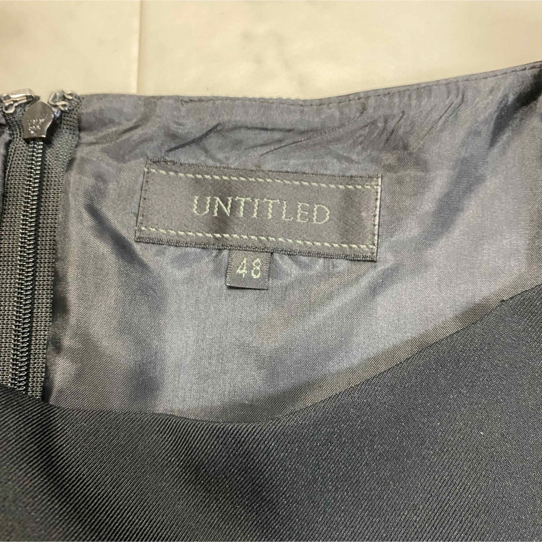 UNTITLED(アンタイトル)のUNTITLED★美品★大きいサイズ 48  ウエストリボンひざ丈ワンピース 黒 レディースのワンピース(ひざ丈ワンピース)の商品写真