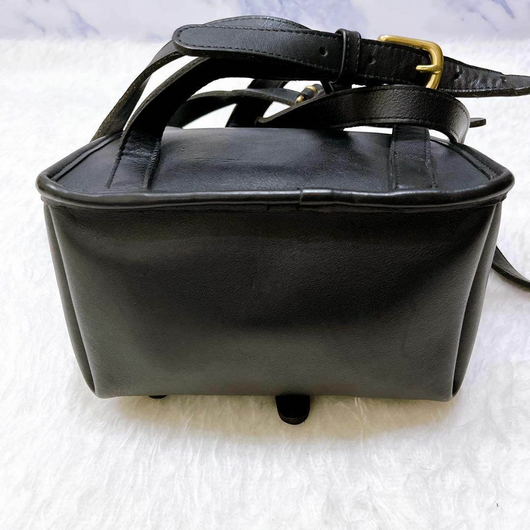 COACH(コーチ)の希少　良品　old COACH オールドコーチ　USA製　リュック　ブラック　黒 レディースのバッグ(リュック/バックパック)の商品写真