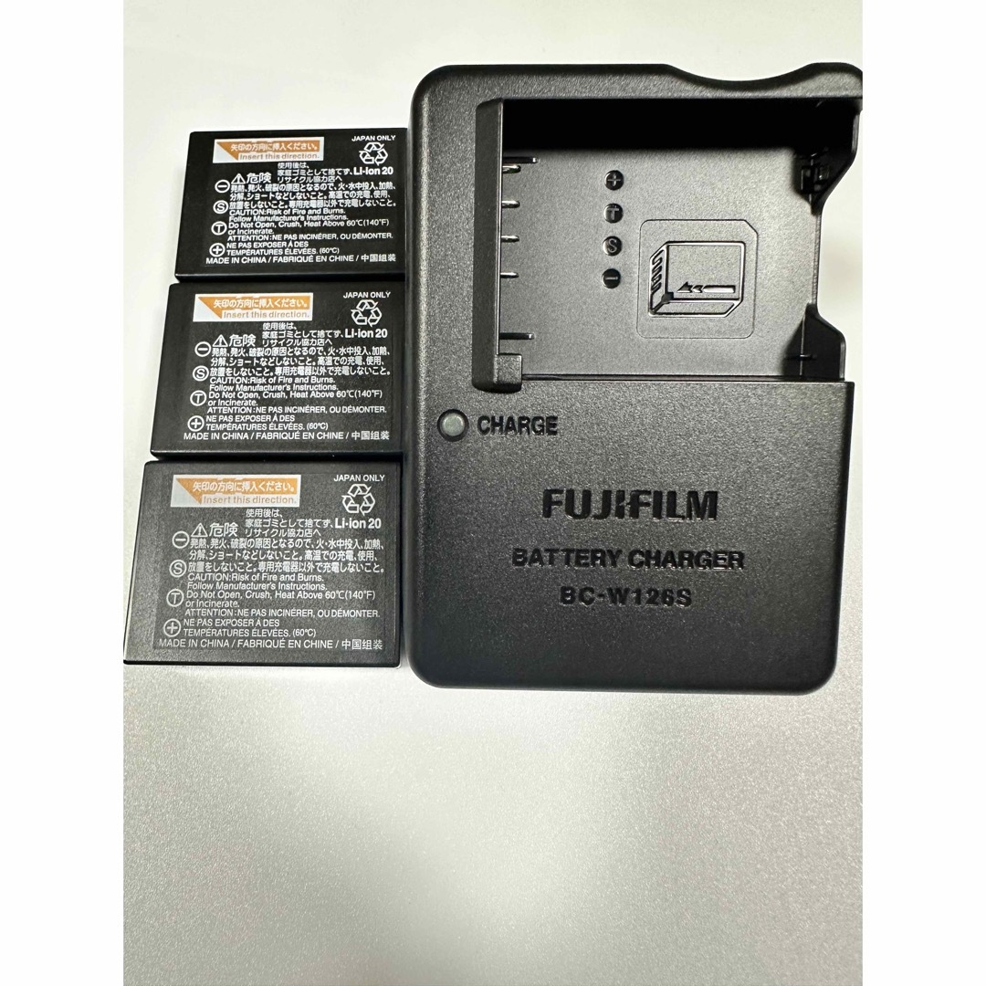 富士フイルム(フジフイルム)のヨロコビ19様専用ページ スマホ/家電/カメラのカメラ(その他)の商品写真