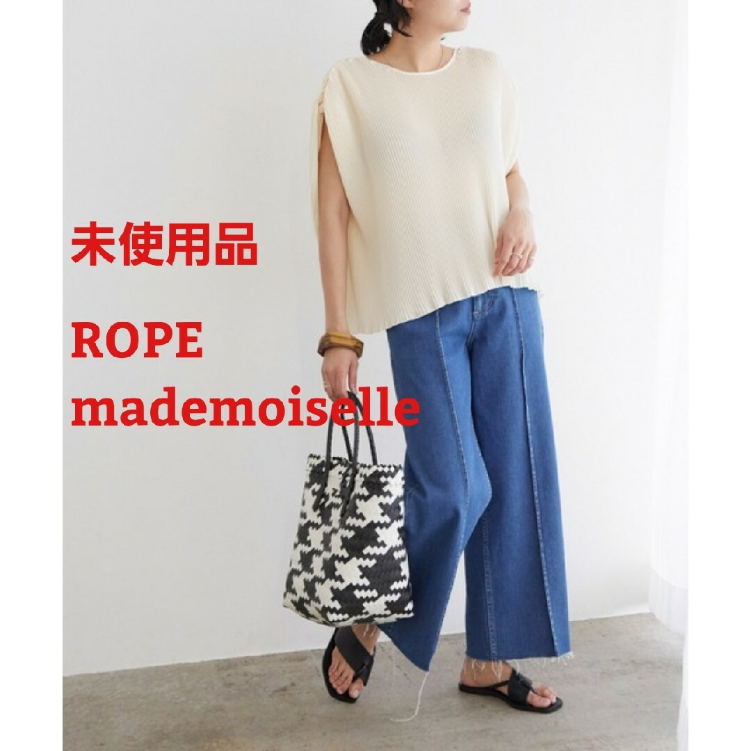 ROPE mademoiselle(ロペマドモアゼル)の未使用品 ROPE ロペマドモアゼル プリーツ ブラウス カットソー 38 レディースのトップス(シャツ/ブラウス(半袖/袖なし))の商品写真