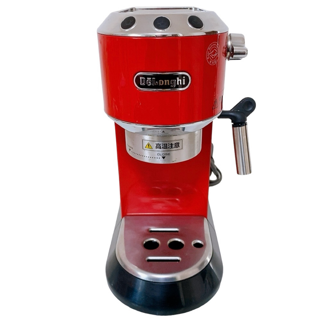 DeLonghi(デロンギ)のデロンギ　エスプレッソ・カプチーノメーカー レッド EC680R コーヒー スマホ/家電/カメラの調理家電(コーヒーメーカー)の商品写真