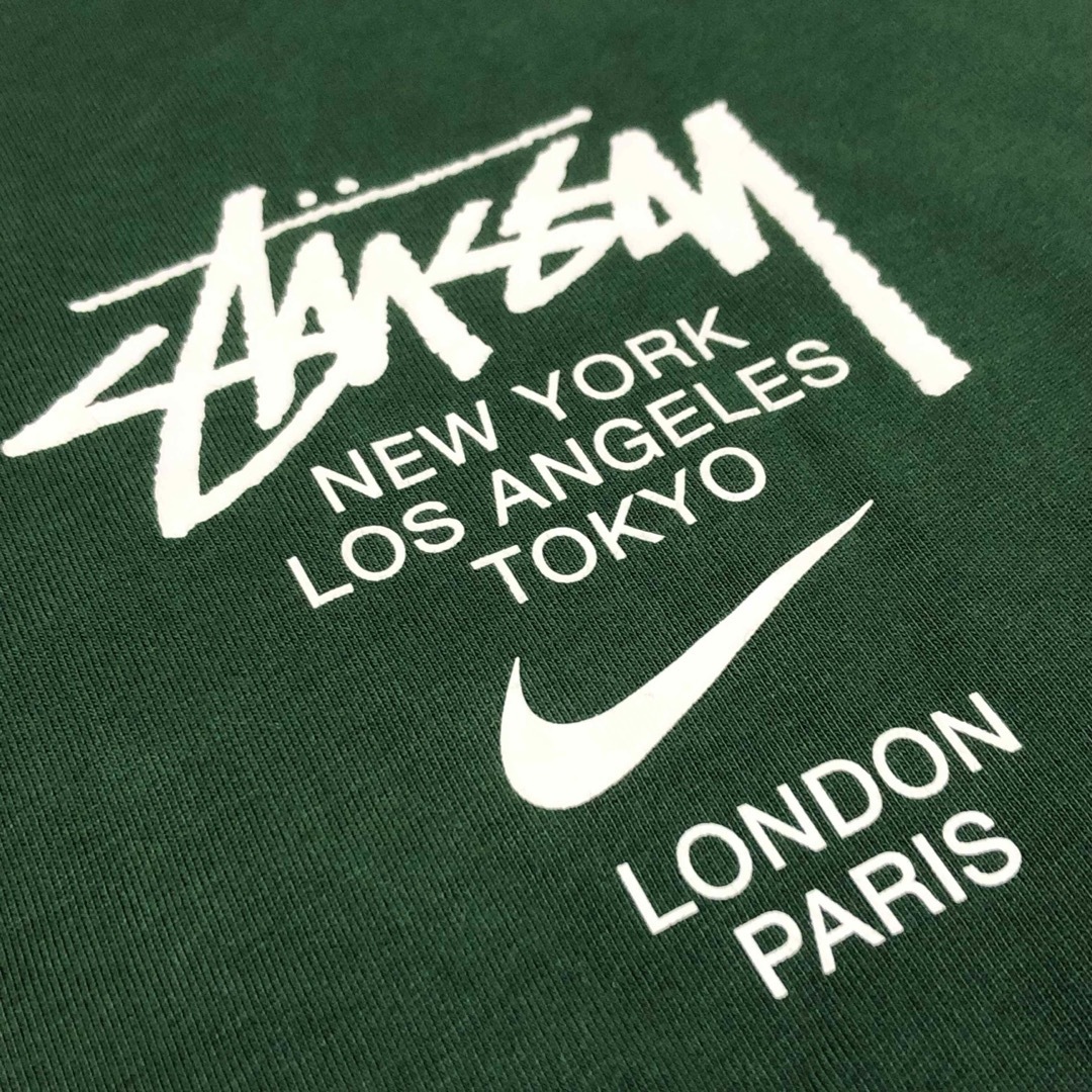 STUSSY(ステューシー)の【超希少コラボ】NIKE × STUSSY ビッグロゴ入りTシャツ 人気カラー メンズのトップス(Tシャツ/カットソー(半袖/袖なし))の商品写真