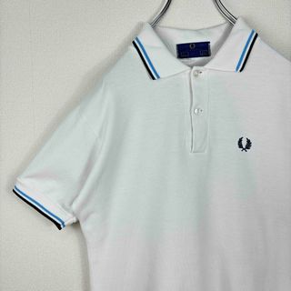 フレッドペリー(FRED PERRY)のビンテージ　フレッドペリー　ポロシャツ　半袖　人気色　白紺水色　38 M 古着(ポロシャツ)