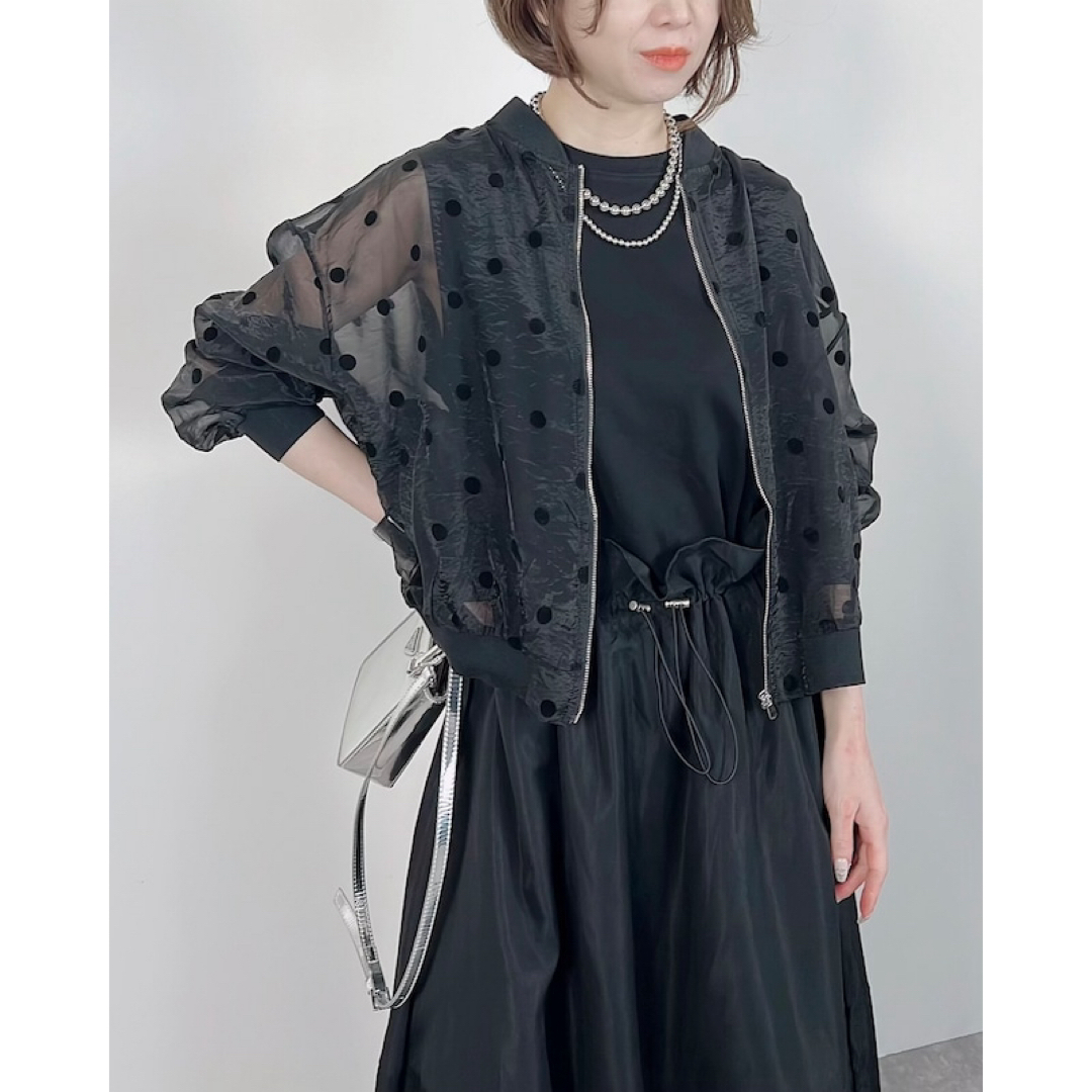 ZARA(ザラ)のcarino インスタグラマー　シアードットブルゾン　ZARAすきに レディースのジャケット/アウター(ノーカラージャケット)の商品写真