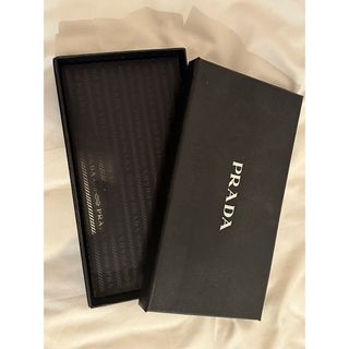 プラダ　PRADA 空箱