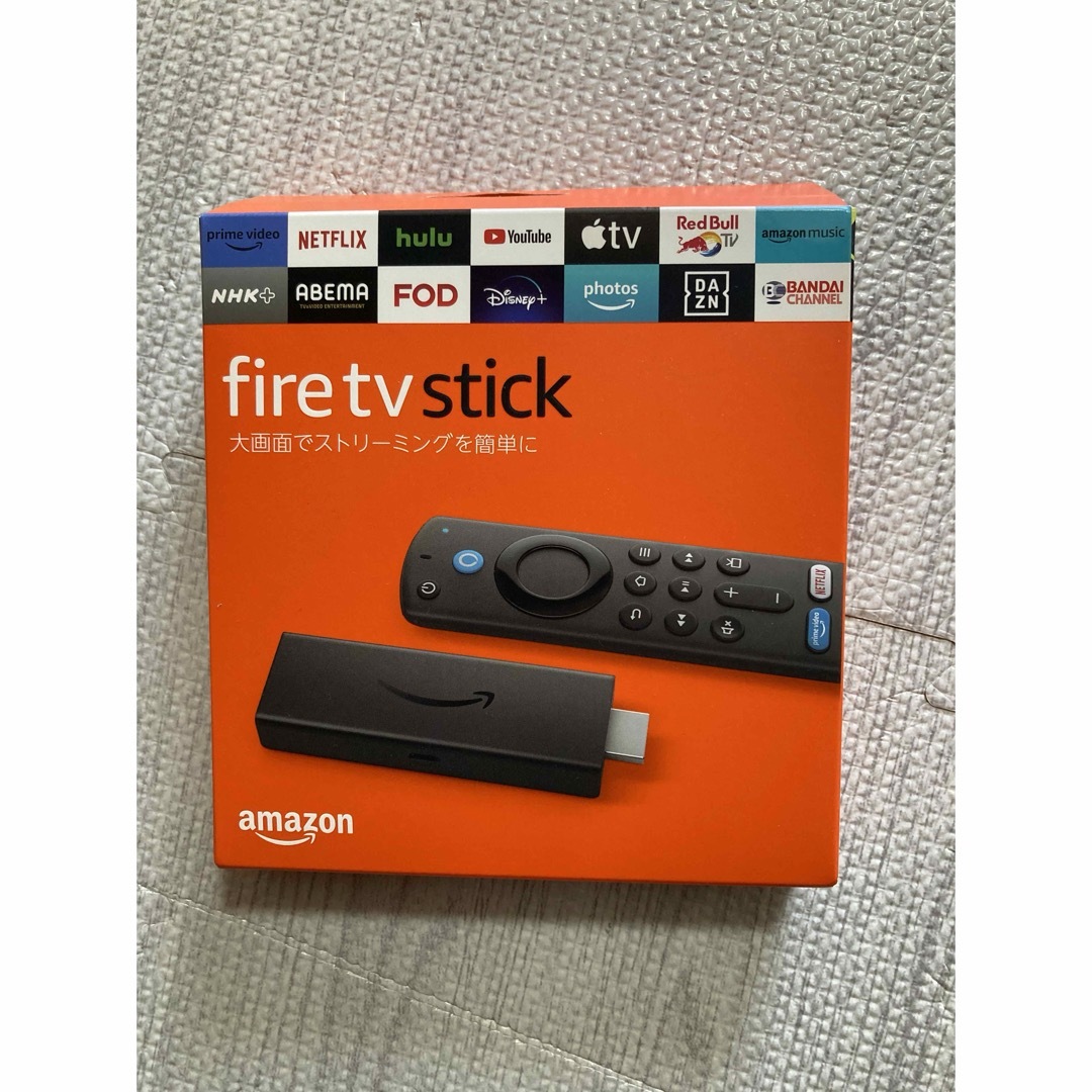 Amazon(アマゾン)の新品 Fire TV Stick-Alexa対応音声認識リモコン 第3世代  スマホ/家電/カメラのスマートフォン/携帯電話(その他)の商品写真