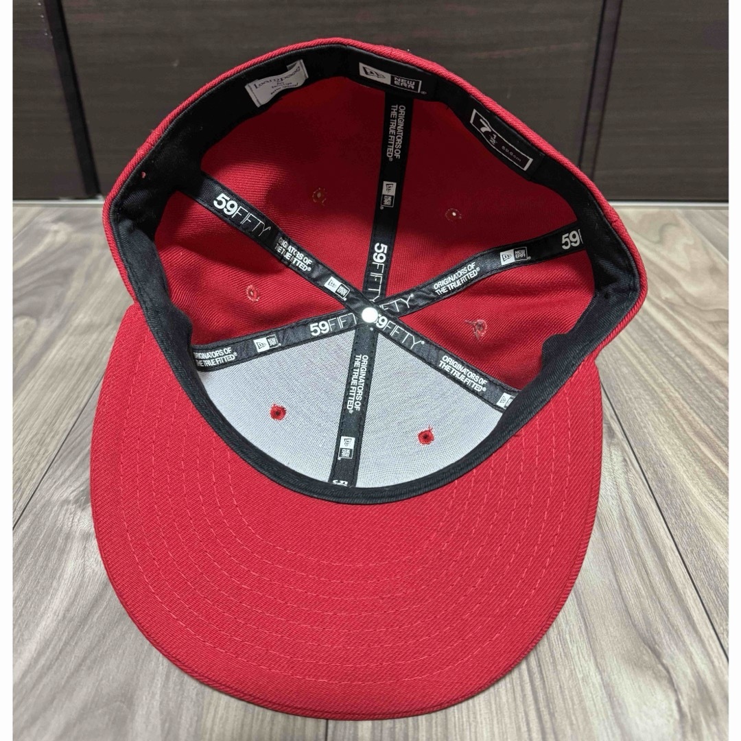 NEW ERA(ニューエラー)のベースボールキャップ　赤　レッド　BEAMS NEWERA Lampoon メンズの帽子(キャップ)の商品写真