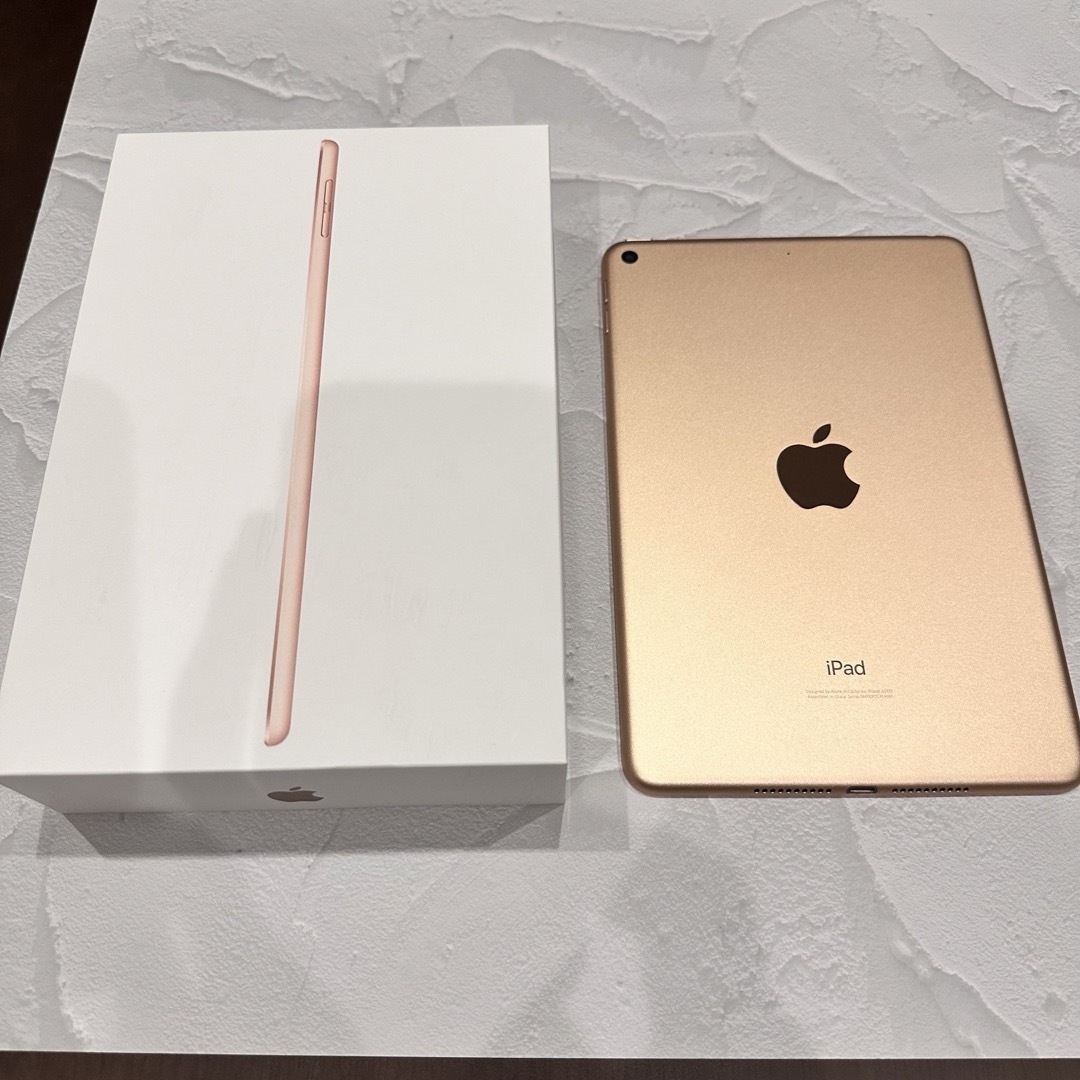 Apple(アップル)の【美品】iPad mini 5 Wi-Fi 256GB Gold スマホ/家電/カメラのPC/タブレット(タブレット)の商品写真