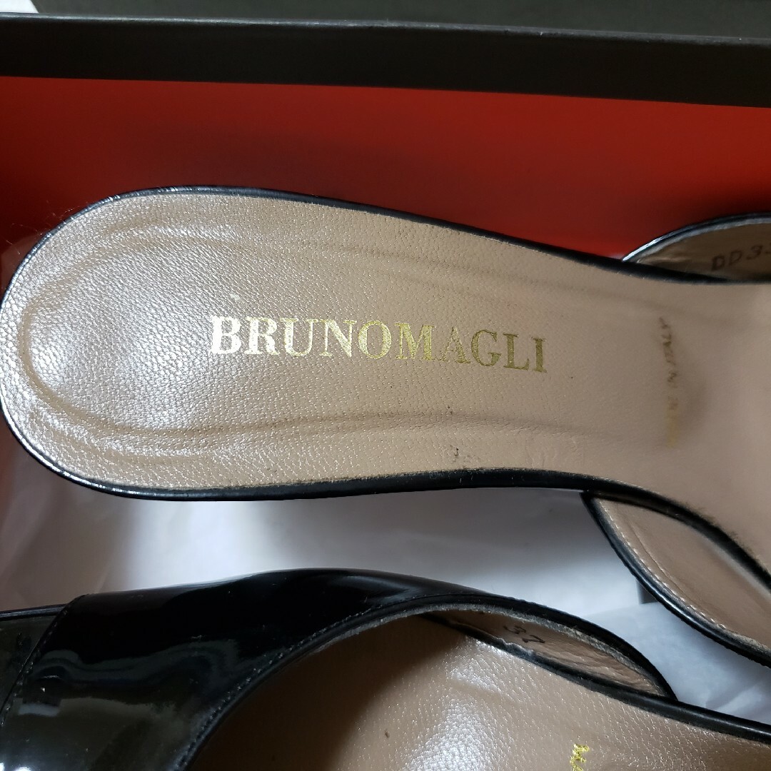 BRUNOMAGLI(ブルーノマリ)のBRUNOMAGLI  ブルーノマリ　サンダル　ミュール　パンプス　37 美品 レディースの靴/シューズ(サンダル)の商品写真