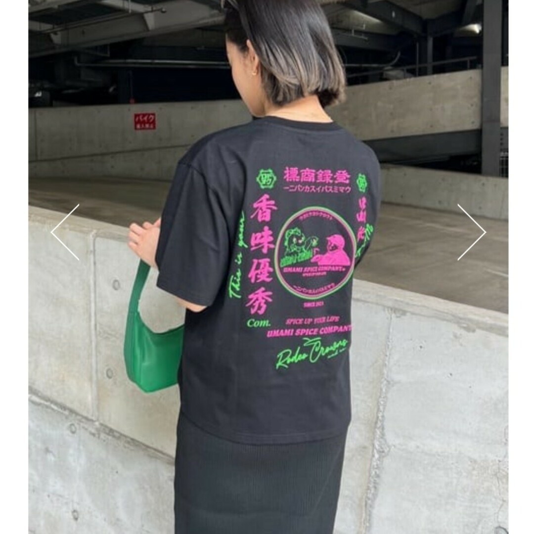 RODEO CROWNS WIDE BOWL(ロデオクラウンズワイドボウル)のUMAMI Spice Company コラボＴシャツ レディースのトップス(Tシャツ(半袖/袖なし))の商品写真