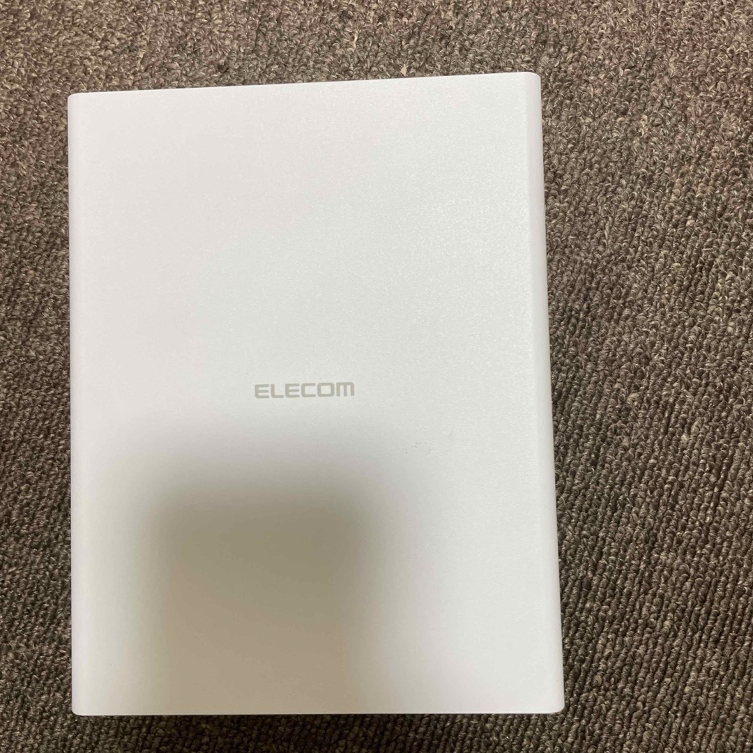 ELECOM(エレコム)のエレコム 無線LANルーター 11ax.ac.n.a.g.b 2402+574M スマホ/家電/カメラのPC/タブレット(PC周辺機器)の商品写真