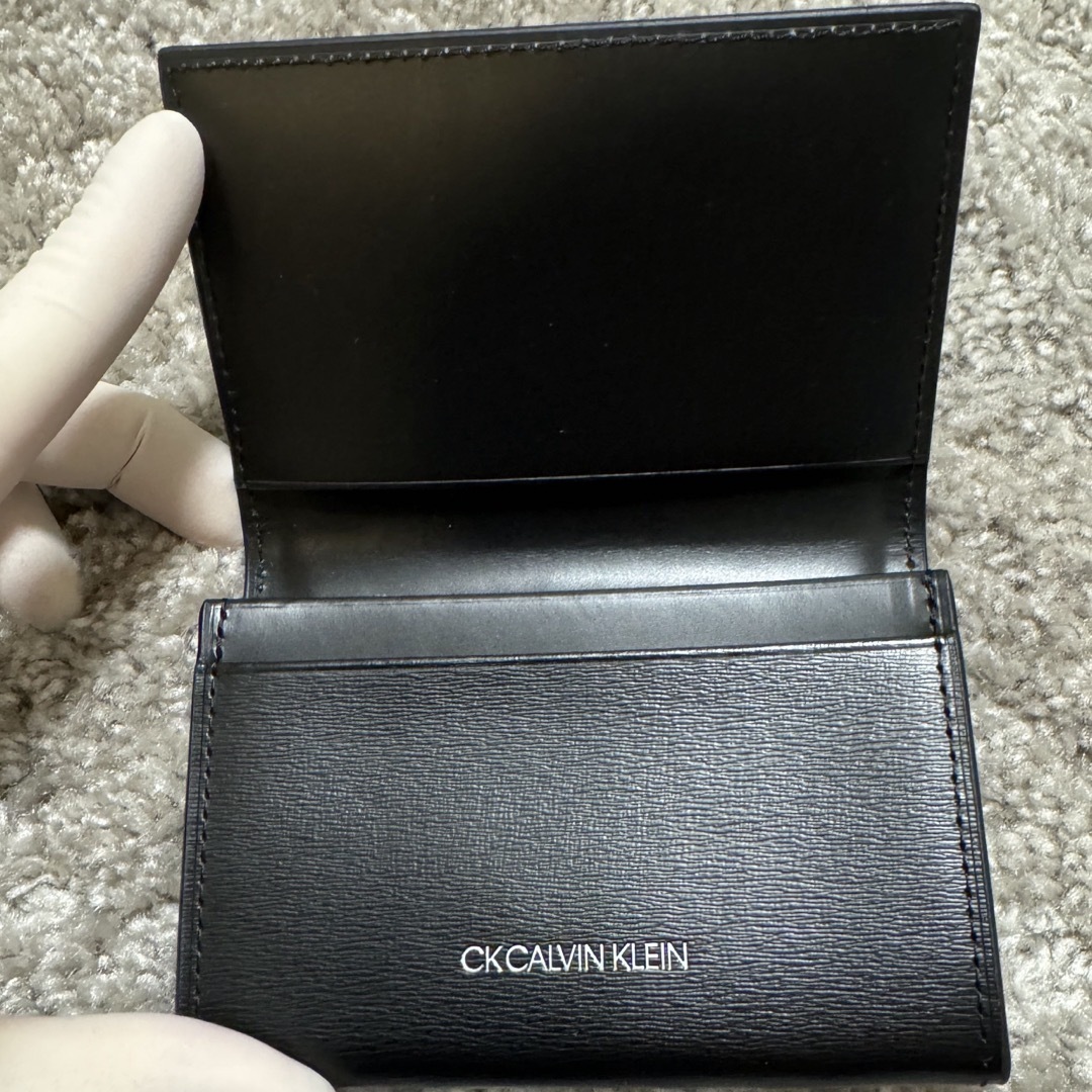 ck Calvin Klein(シーケーカルバンクライン)の CK CALVIN KLEIN 名刺入れ ブラック メンズのファッション小物(名刺入れ/定期入れ)の商品写真