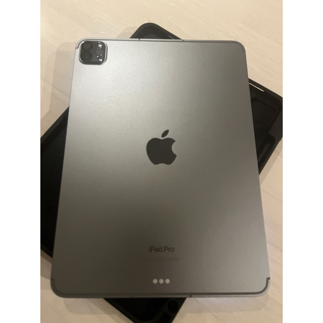 iPad Pro Cellular Apple 第4 11ｲﾝﾁ 128GB スマホ/家電/カメラのPC/タブレット(タブレット)の商品写真