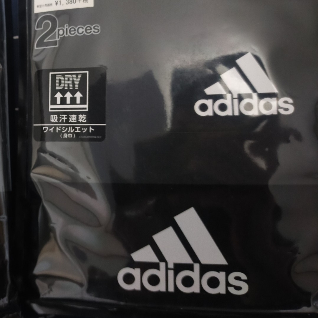 2枚　170サイズ　adidas　アディダス　黒　Tシャツ レディースのトップス(Tシャツ(半袖/袖なし))の商品写真