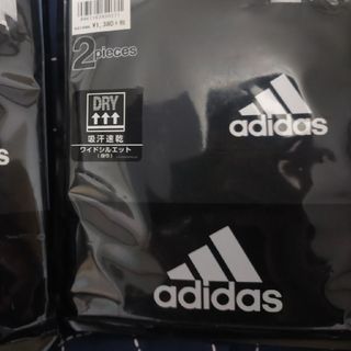 2枚　170サイズ　adidas　アディダス　黒　Tシャツ(Tシャツ/カットソー(半袖/袖なし))