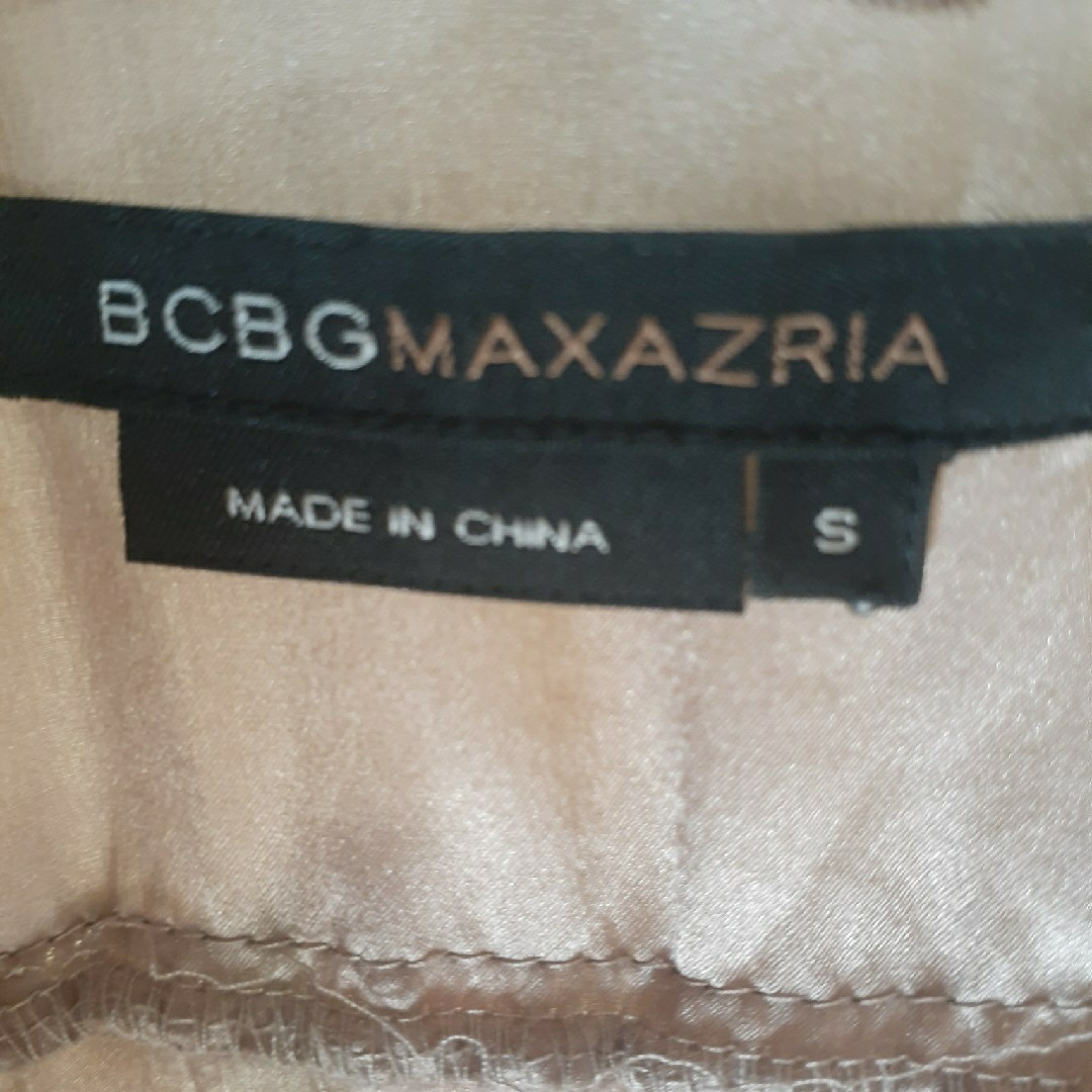 BCBGMAXAZRIA(ビーシービージーマックスアズリア)のBCBGMAXAZALEA ワンピース 花 レディースのワンピース(ロングワンピース/マキシワンピース)の商品写真