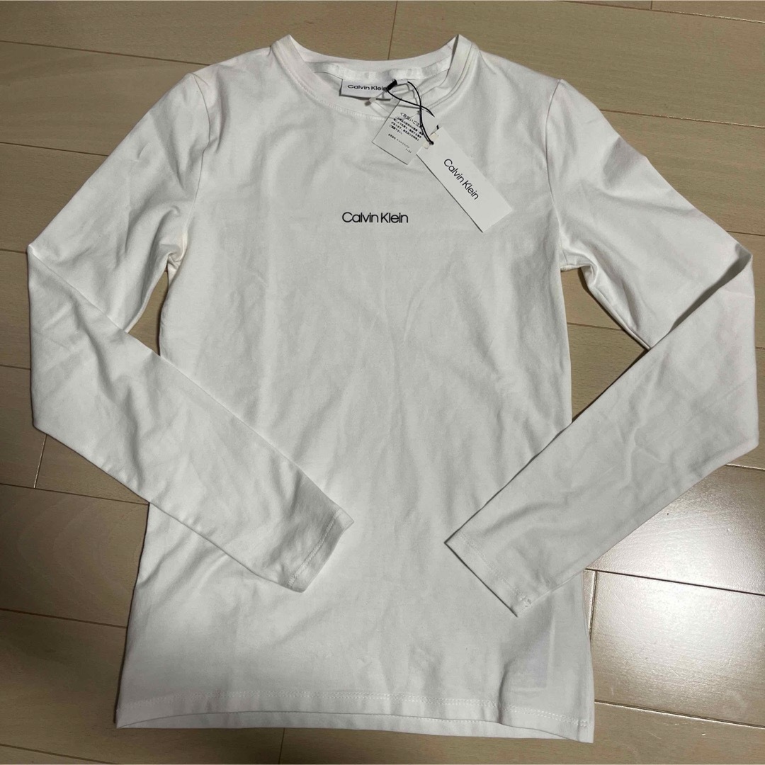 Calvin Klein(カルバンクライン)のカルバンクラインTシャツ　S レディースのトップス(Tシャツ(長袖/七分))の商品写真