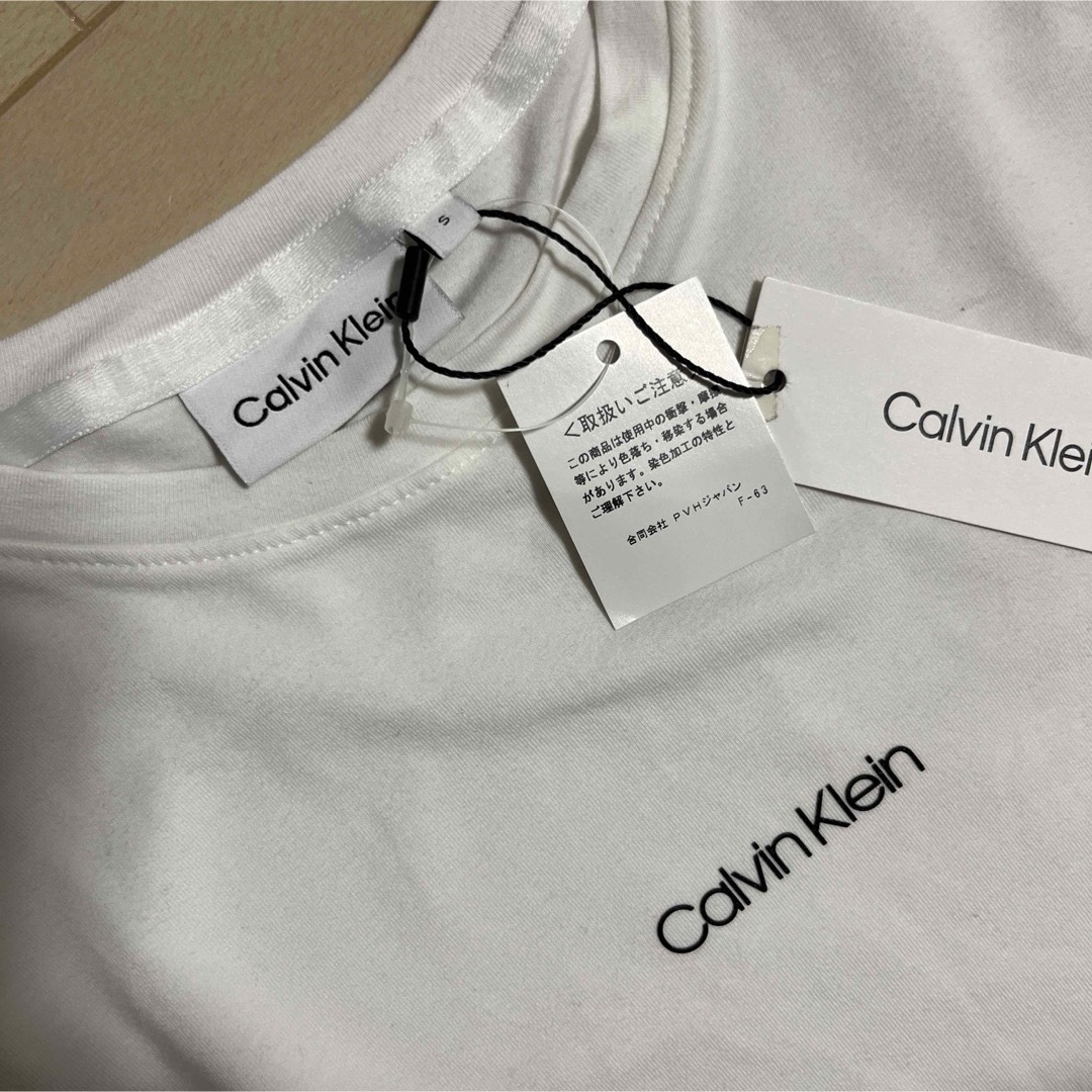 Calvin Klein(カルバンクライン)のカルバンクラインTシャツ　S レディースのトップス(Tシャツ(長袖/七分))の商品写真
