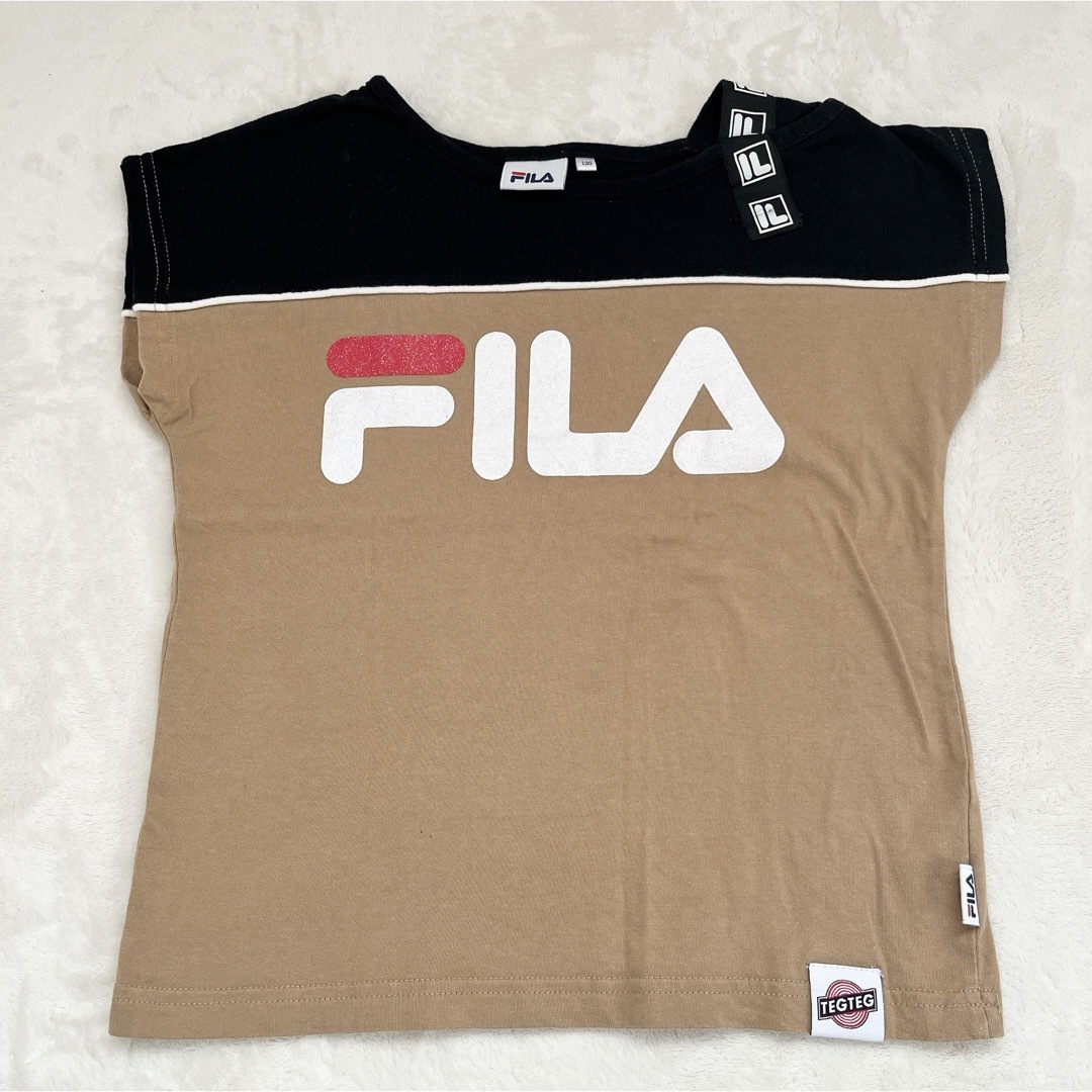 Right-on(ライトオン)のFILA ガールズガールズコラボ　Tシャツ　120 キッズ/ベビー/マタニティのキッズ服女の子用(90cm~)(Tシャツ/カットソー)の商品写真