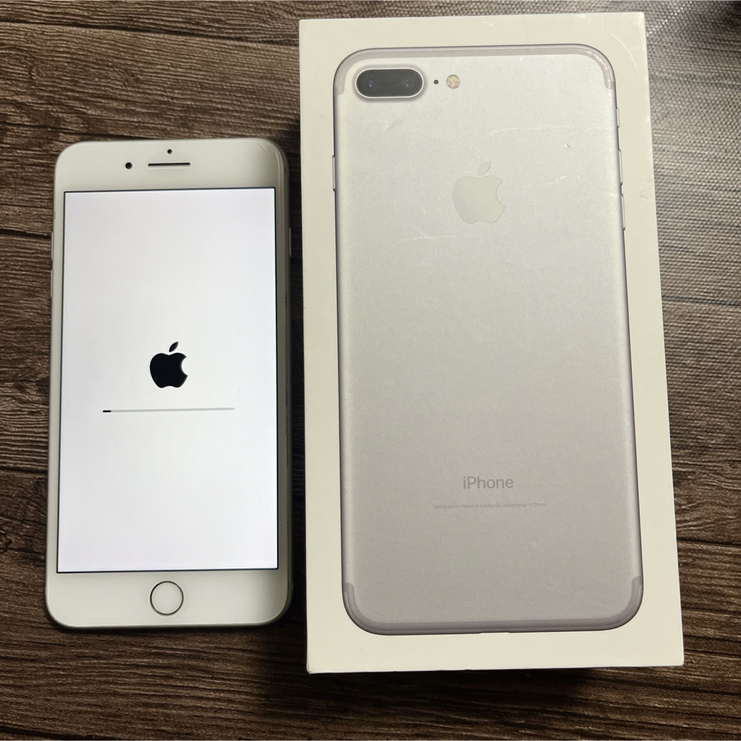 Apple(アップル)のiPhone7 plus SIMフリー 128GB 中古 本体 スマホ/家電/カメラのスマートフォン/携帯電話(スマートフォン本体)の商品写真