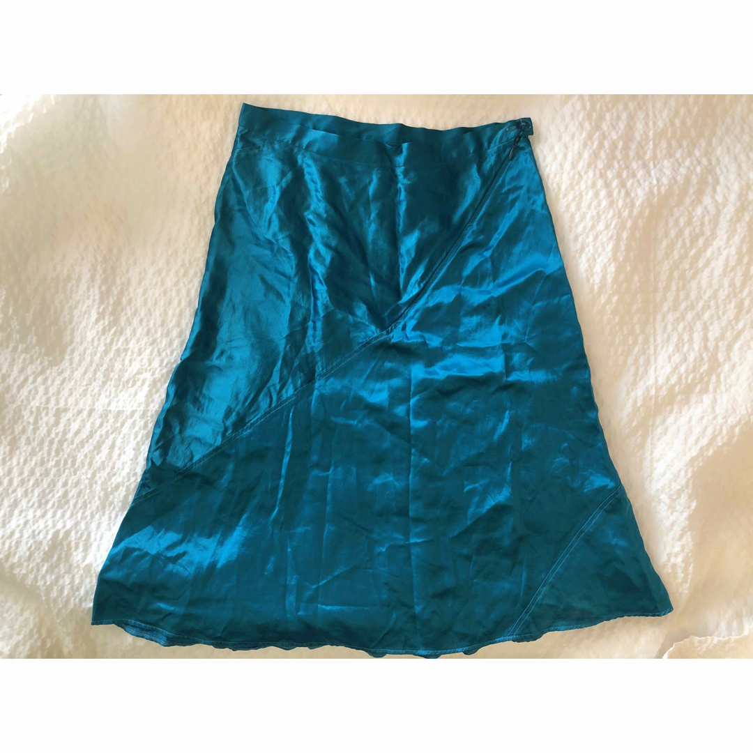 KENZO(ケンゾー)のKENZO PARIS ケンゾー　シルク　ターコイズカラー　スカート レディースのスカート(ひざ丈スカート)の商品写真