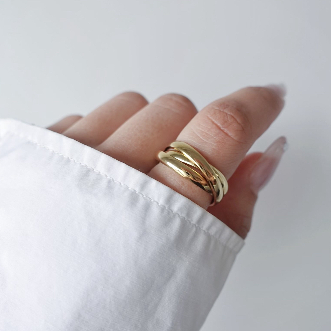 【新品未使用】CREA triple linked ring gold 11号 レディースのアクセサリー(リング(指輪))の商品写真