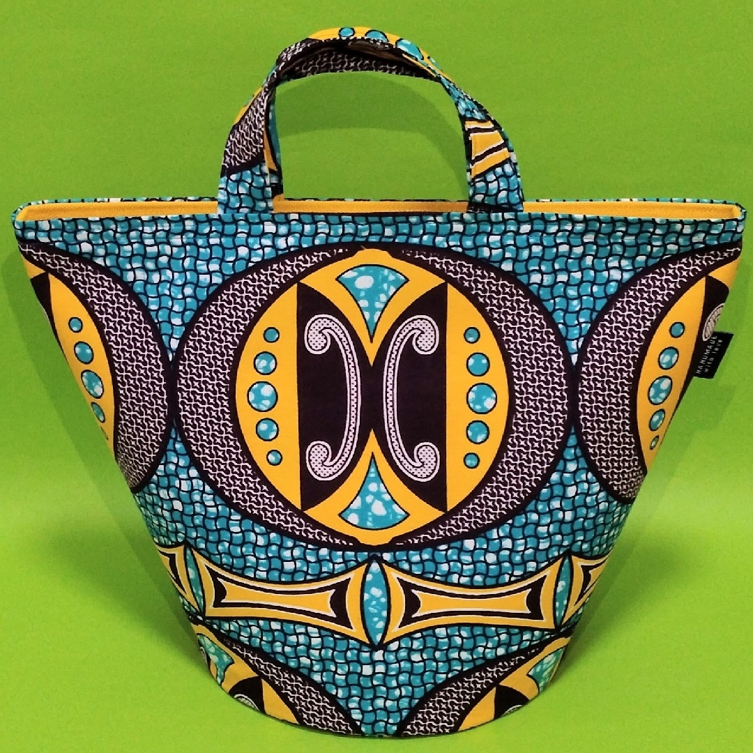 アフリカン丸底トートバッグ レディースのバッグ(トートバッグ)の商品写真