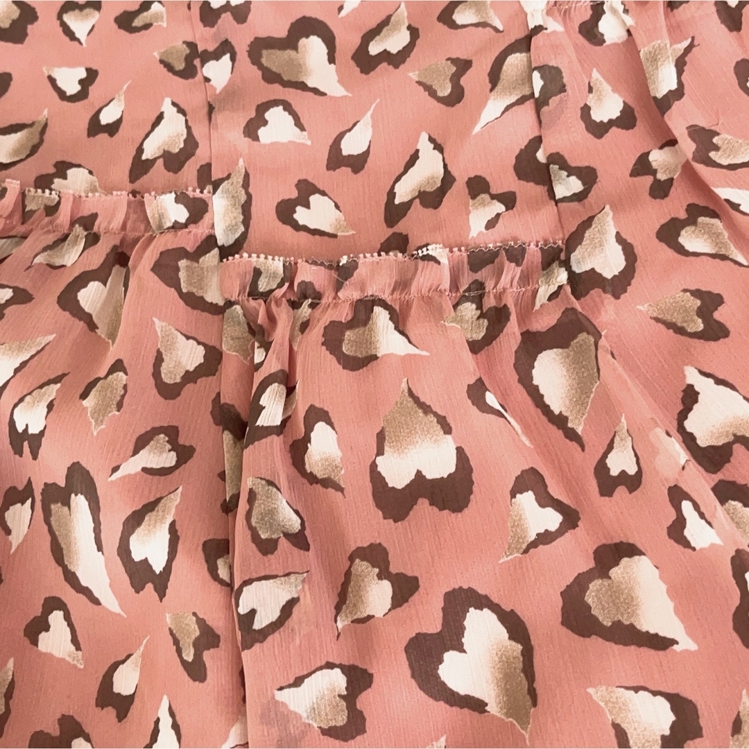 FRAGILE(フラジール)のフラジール　スカート　シフォン　ハート型ヒョウ柄　ピンク　サイズ38 レディースのスカート(ひざ丈スカート)の商品写真