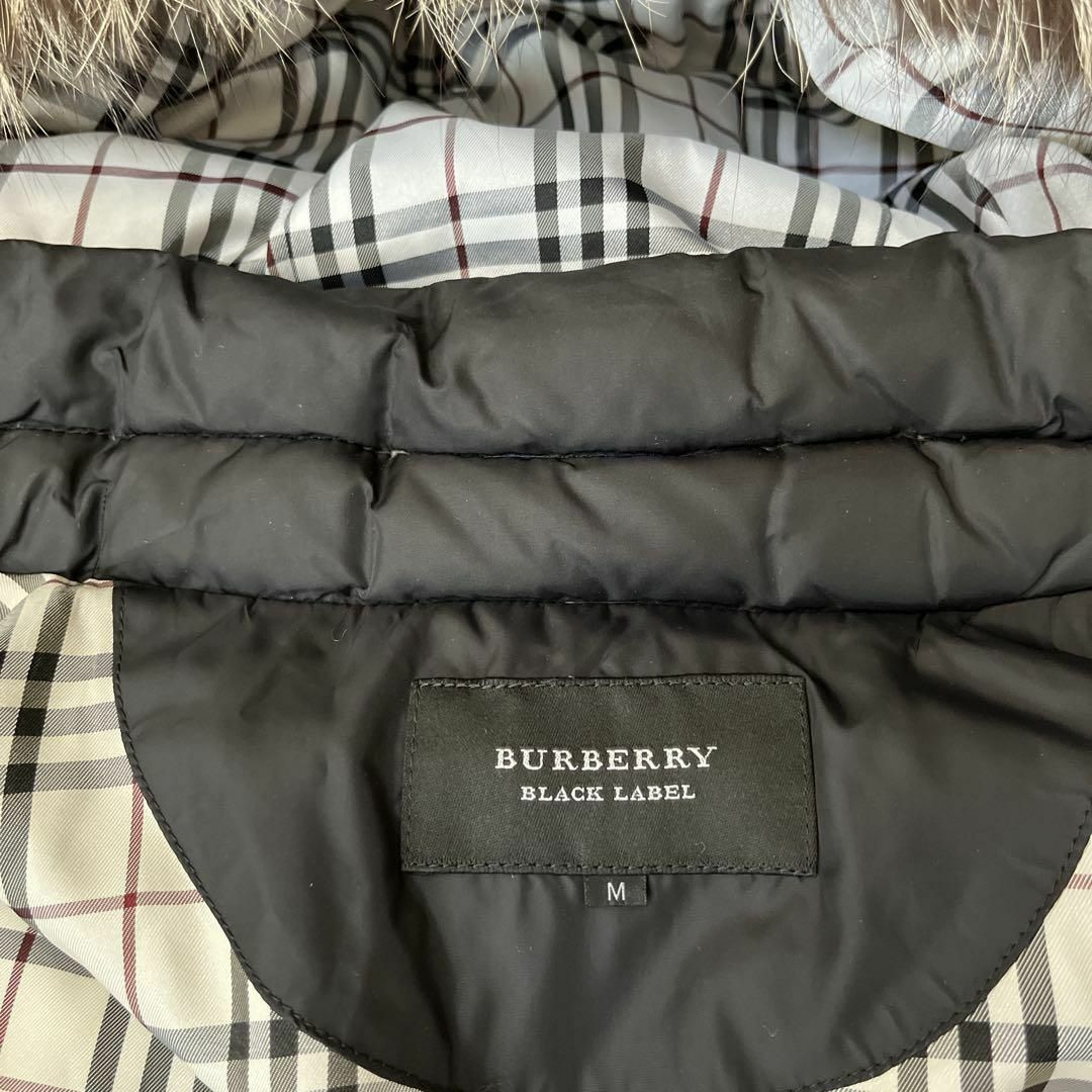 BURBERRY BLACK LABEL(バーバリーブラックレーベル)のバーバリー　ブラックレーベル　ダウンジャケット　ファー　ブラック　黒　M メンズのジャケット/アウター(ダウンジャケット)の商品写真
