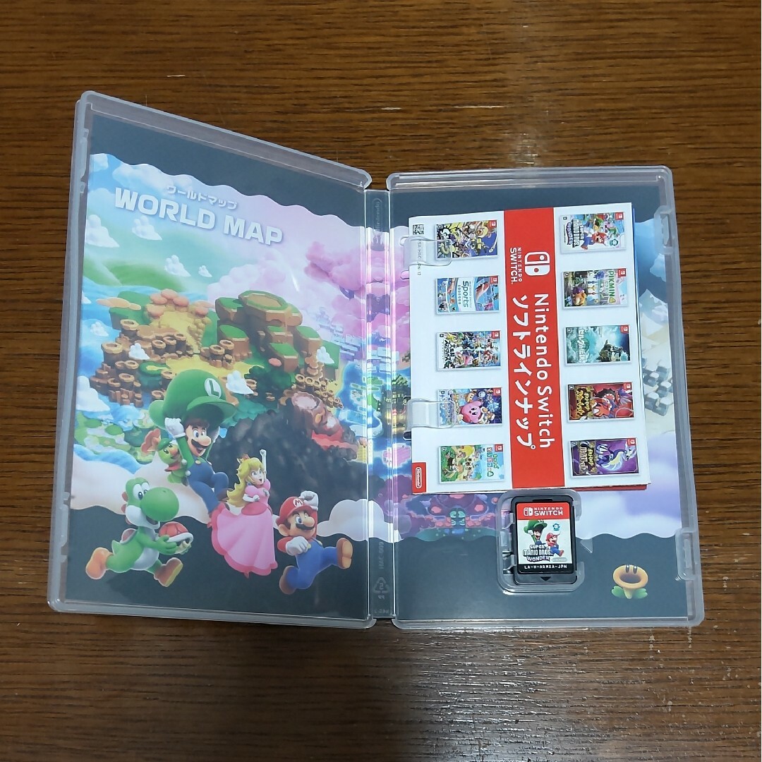 中古 Nintendo switch スーパーマリオブラザーズ ワンダー エンタメ/ホビーのゲームソフト/ゲーム機本体(家庭用ゲームソフト)の商品写真