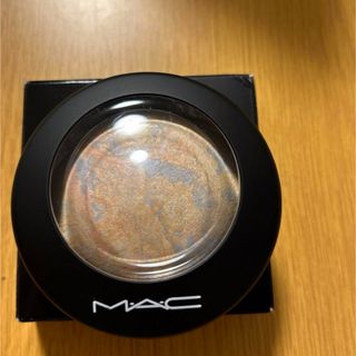 マック(MAC)のMACハイライト(アイシャドウ)