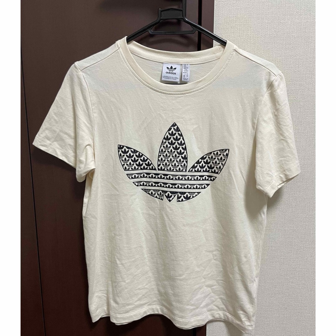 adidas(アディダス)のトレフォイル モノグラム インフィル　Tシャツ　アデイダスオリジナルス メンズのトップス(Tシャツ/カットソー(半袖/袖なし))の商品写真