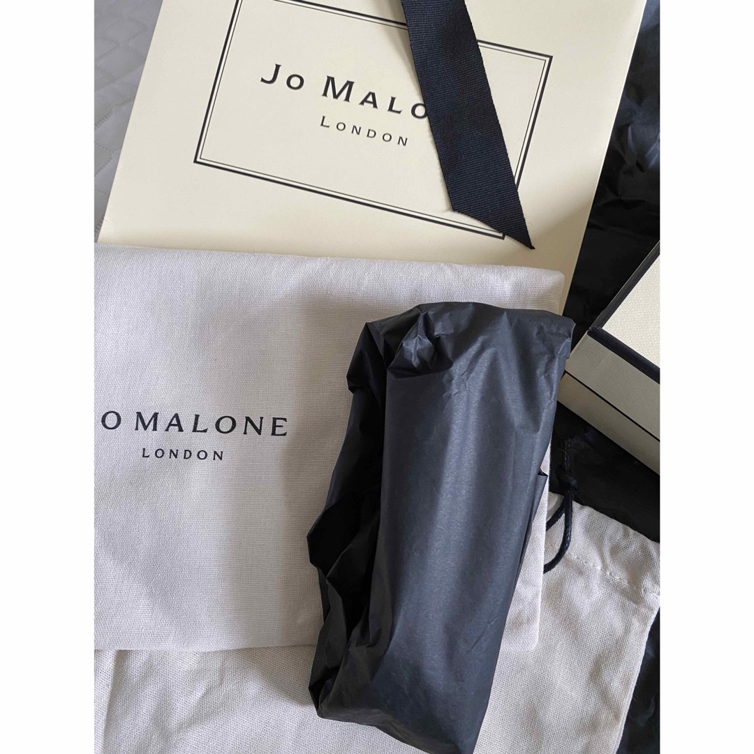 Jo Malone(ジョーマローン)のJo Malone ジョーマローン シルバー　バーチ　＆　ラベンダー　コロン コスメ/美容の香水(ユニセックス)の商品写真