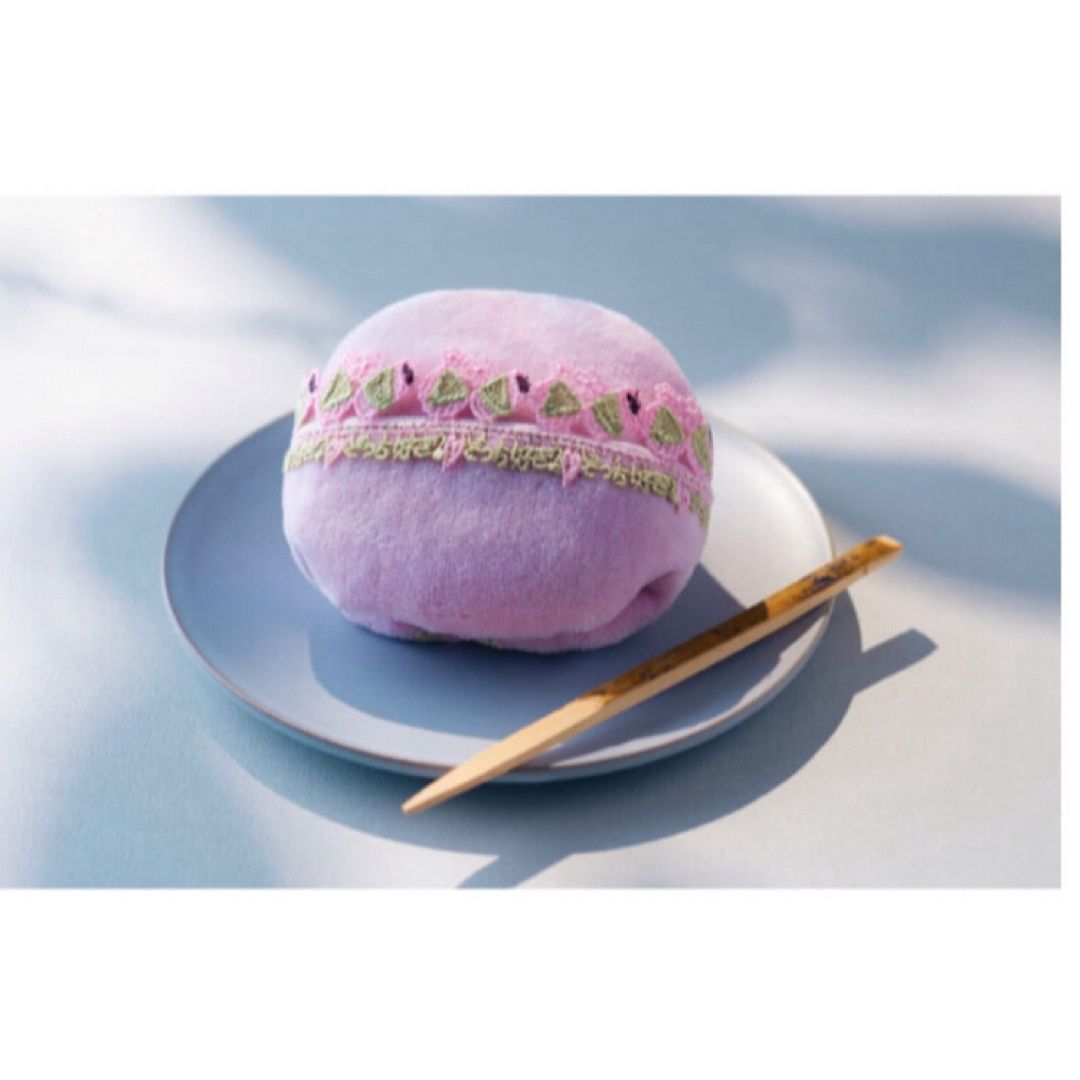近沢レース　桜餅🌸ピンク　タオルハンカチ　有料ラッピング済み レディースのファッション小物(ハンカチ)の商品写真