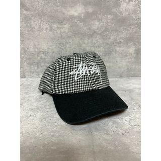 STUSSY - ステューシー グラフィックロゴ ハウンドトゥース  スナップバックキャップ