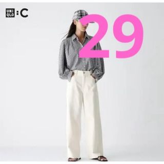 ユニクロ(UNIQLO)の【新品】UNIQLOC　ワイドストレートジーンズ　OFF WHITE　29(デニム/ジーンズ)