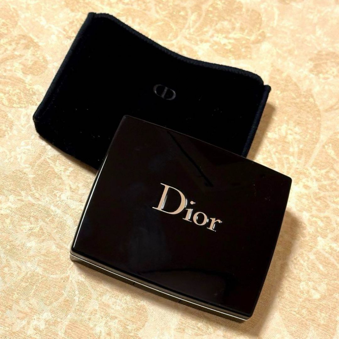 Christian Dior(クリスチャンディオール)の【Dior】ディオール❤️激レア✨ サンククルール 031 ブルーガーデン コスメ/美容のベースメイク/化粧品(アイシャドウ)の商品写真