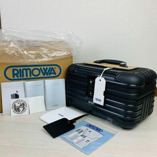 リモワ(RIMOWA)の新品未使用✨リモワ トパーズ ステルス ビューティーケース 17L アルミ 黒(ビジネスバッグ)