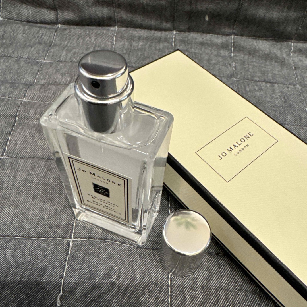 Jo Malone(ジョーマローン)のジョーマローン イングリッシュペアー＆フリージアコロン ヘアミスト 30ml コスメ/美容のヘアケア/スタイリング(ヘアウォーター/ヘアミスト)の商品写真