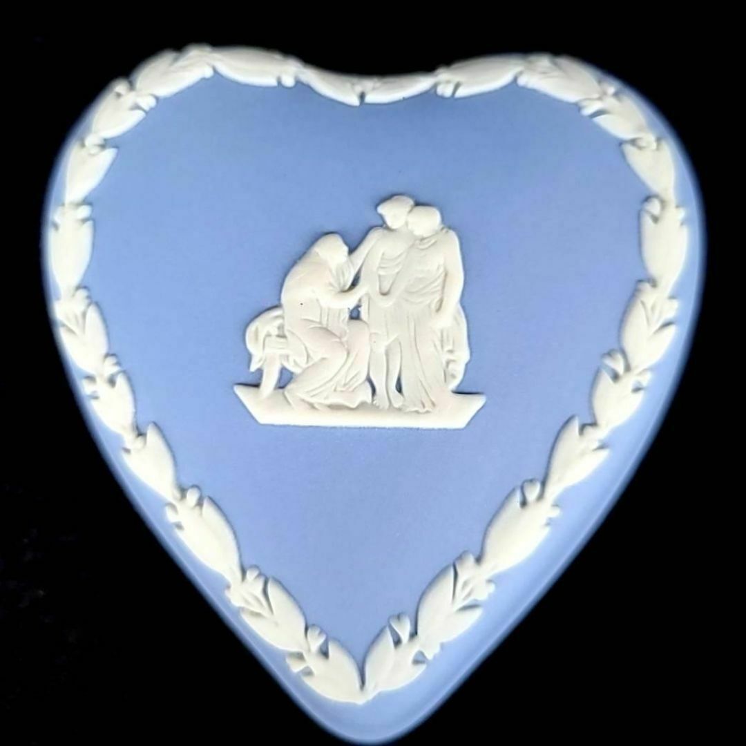 WEDGWOOD(ウェッジウッド)の●美品 ◆ ウェッジウッド　ジャスパー　小物入れ　ハート型　ネックレス インテリア/住まい/日用品のインテリア小物(小物入れ)の商品写真